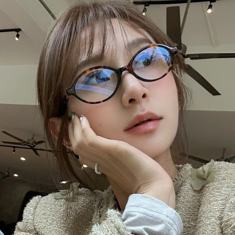Kacamata Hitam Oval Antik Wani - Blue Light Glasses ulasan dan harga